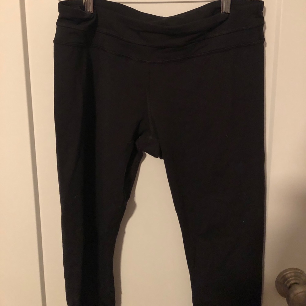 Black lululemon athletic leggings
